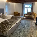 Post 4* Burghausen