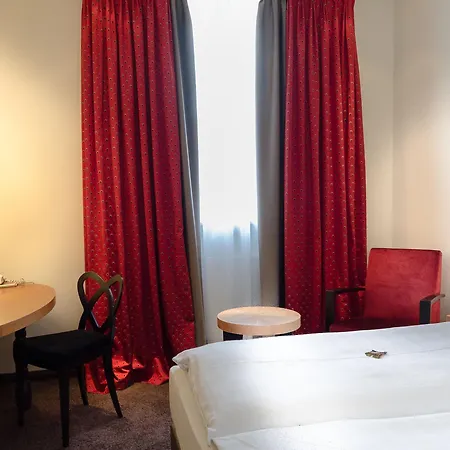 Post Hotel Burghausen