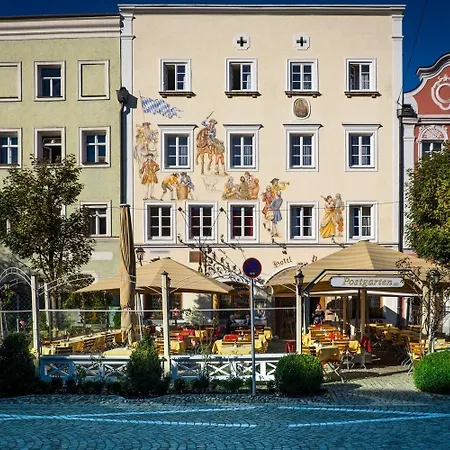 Post Hotel