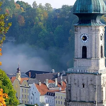 Post Hotel Burghausen